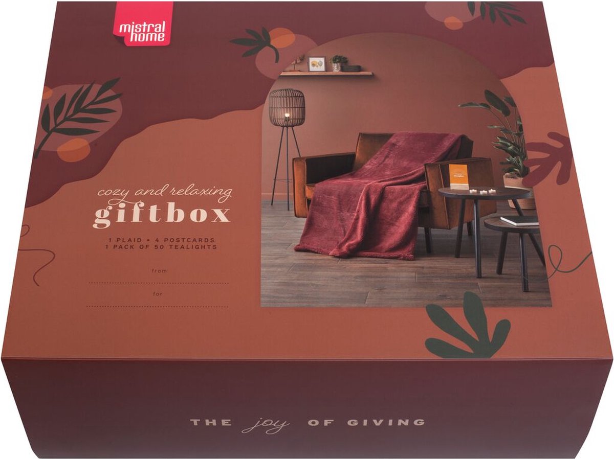 Mistral Home - Giftbox - Cadeau - Corduroy sherpa plaid 130x170 cm met theelichten en postkaarten - Rood