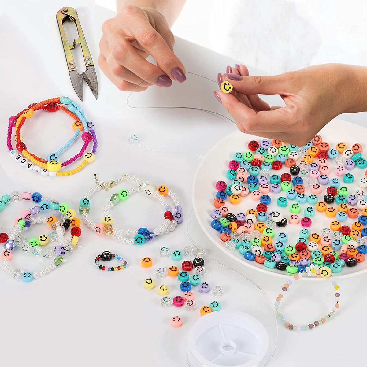 Behave Smiley Kralen Set 375 Stuks - 15 Kleuren - Kralen Doos - DIY Sieraden Maken - Knutselen Meisjes - Incl. Rijgdraad — afbeelding 6
