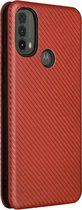 Motorola Moto E20 / E30 / E40 bruin carbon fiber agenda wallet hoesje