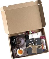 Kerst brievenbuspakket Black tea - kerstpakket - cadeau pakket - brievenbus cadeau - cadeau - brievenbus - snoep - eten - koffie - chocolade - cadeau - verjaardag - thee - giftset - kerstcade