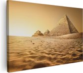 Artaza Canvas Schilderij Egyptische Piramides - Egypte - 120x80 - Groot - Foto Op Canvas - Wanddecoratie Woonkamer