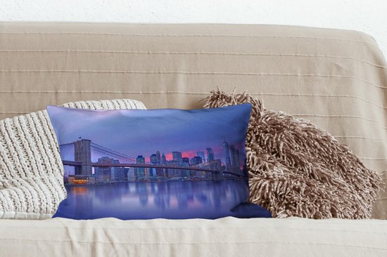 Sierkussen New York Luxury Deco pour l'intérieur - New York derrière le Bridge de Brooklyn - 50x30 cm - coussin intérieur rectangulaire en coton