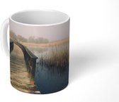 Mok - Houten voetgangersbrug in het Spaanse Nationaal park Tablas de Daimiel - 350 ML - Beker