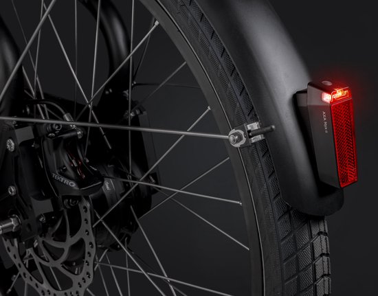 AXA Nyx Battery Fietsverlichting - LED Fietslampjes Achterlicht op Batterijen - Waterdicht - StVZO Goedgekeurd - Spatbord montage - Fietslicht met Zijzicht — afbeelding 3