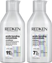 Redken Acidic Bonding Concentrate Shampoo 300ml + Conditioner 300ml - Voordeelverpakking