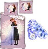 Disney Frozen Dekbedovertrek Elsa - Eenpersoons - 140 x 200 cm - Katoen , incl.  Frozen huis slofjes mt 23-26