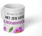 Mok - Koffiemok - Schoonmoeder - Quotes - Wat bof ik toch met zo'n lieve schoonmoeder - Spreuken - Mokken - 350 ML - Beker - Koffiemokken - Theemok - Mok met tekst