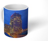 Mok - De skyline van Indianapolis in de schemering - 350 ML - Beker