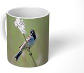 Mok - Een rietgors bevindt zich in wuivend riet - 350 ML - Beker