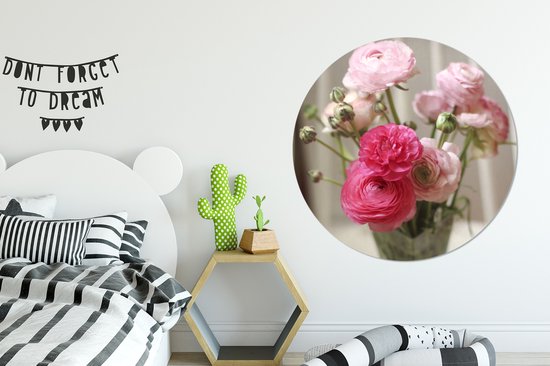 Renoncules roses sur fond flou Sticker mural cercle papier peint ⌀ 140 cm / cercle papier peint / cercle mural / cercle vivant - autocollant & découpe ronde