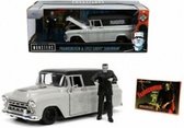 Chevy Suburban 1957 "avec figurine Frankenstein" Grijs / Zwart 1-24 Jada Toys