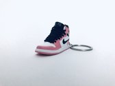 ShoeBlockX SneaKeys | Sleutelhanger | Tassenhanger | Nike Jordan Roze | Sneakers