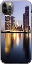 Geschikt voor iPhone 13 Pro Max hoesje - Rotterdam - Water - Wolkenkrabber - Siliconen Telefoonhoesje