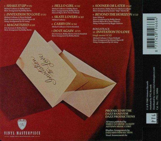 Cd-hoes met tracklist en de titel 'Invitation to Love' op een envelop.