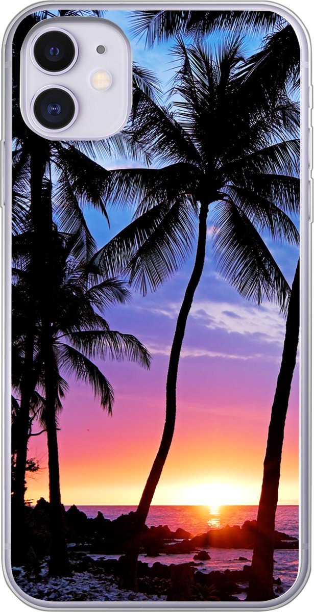 Telefoonhoesje Geschikt voor iPhone 11 hoesje - De kleurrijke zonsondergang achter een rij met palmbomen op Hawaï - Siliconen Telefoonhoesje Telefoonhoesje