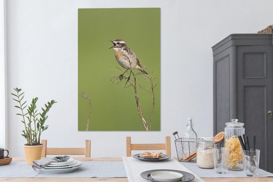 Tableau sur toile Un Whinchat chante sur une brindille - 90x140 cm - Décoration murale