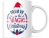 Kerst Mok met tekst: Believe in the Magic of Christmas | Kerst Decoratie | Kerst Versiering | Grappige Cadeaus | Koffiemok | Koffiebeker | Theemok | Theebeker