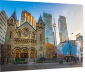 De St Andrew's Presbyterian kerk en CN Tower in Toronto - Foto op Plexiglas - 60 x 40 cm