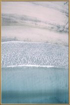 JUNIQE - Poster met kunststof lijst Lofoten strand lichte foto -40x60