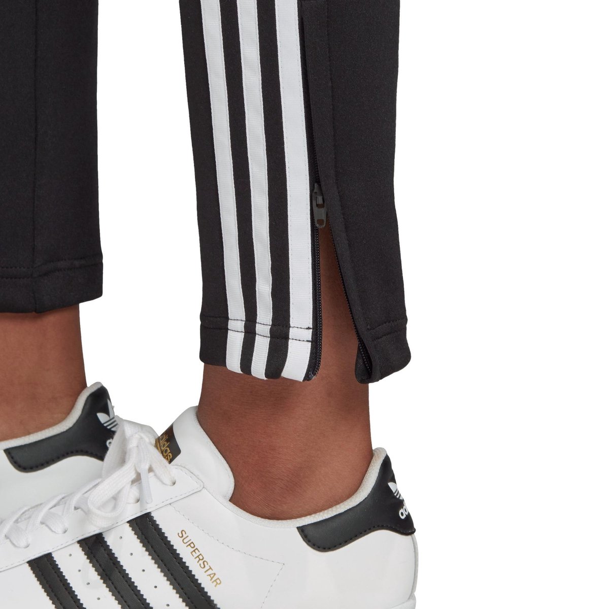 Zwarte en witte Primeblue SST trainingsbroeken voor dames | adidas Nederland