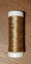 metallic 30 borduurgaren goud - klosje 100 m - embroidery thread col 1893 - gouden garen modinetje - ook geschikt als naaigaren