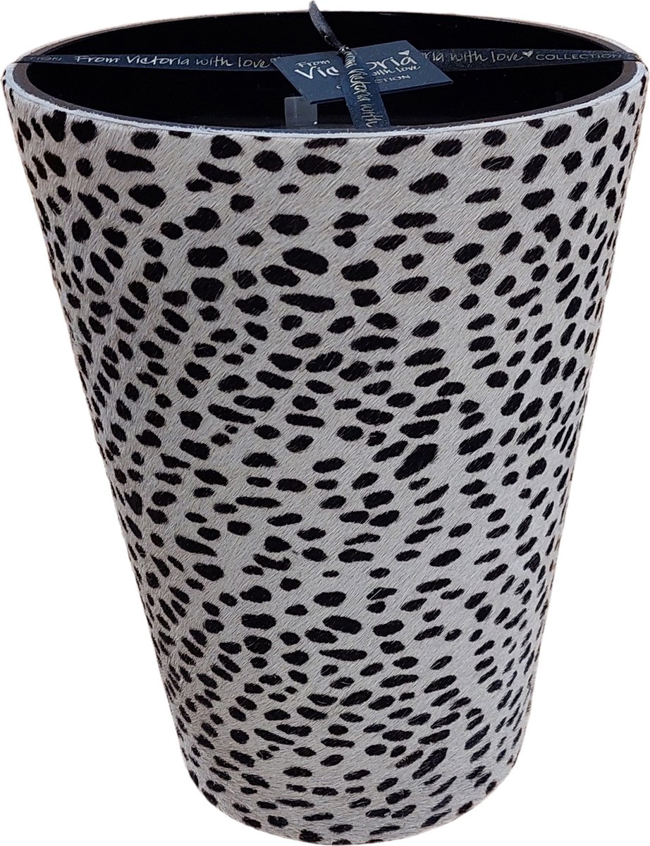 VICTORIA WITH LOVE BY PHILLINE.BE Victoria kaars New Roxy Leopard XL - kaars - Kaarsen - Victoria with Love zwart - wit