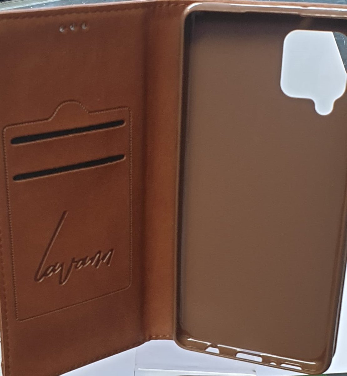 Lavann Leather Bookcase geschikt voor Samsung Galaxy A42 - Bruin
