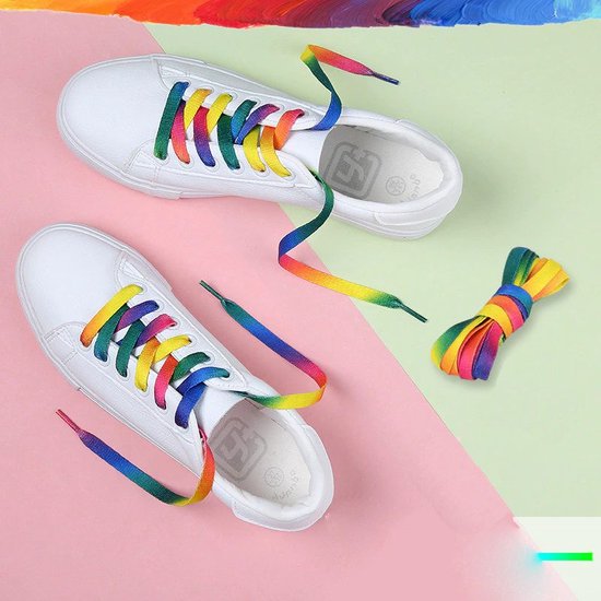 GoedeDoelen.Shop | Schoenveters Rainbow - Set van 2 veters, 110 cm lang | Pride Schoenveters | Regenboog Schoenveters | Love Is Love | Veters | LGBTQ | Pride | Rainbow | Regenboog | Proud To Be Out