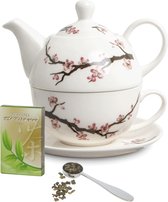 Tea for one  Sakura cadeau set bestaande uit theepotje 400 ml met kop en schotel stalen maatlepel plus 50 gram gezonde groene thee van de hele blaadjes.