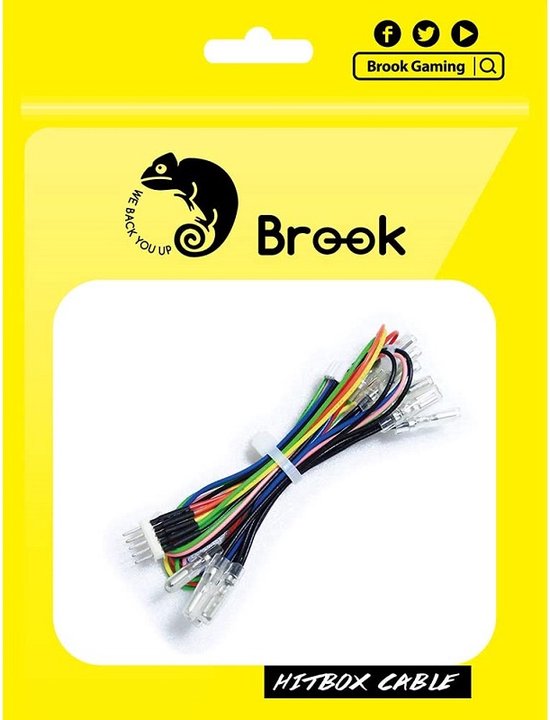 Brook Hitbox kabel met gekleurde draden en transparante connectoren, gebundeld met een witte kabelbinder.