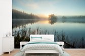 Behang - Fotobehang Zonsopkomst bij het meer - Breedte 360 cm x hoogte 240 cm