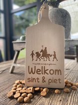 Serveerplankje gemaakt van beukenhout - Welkom Sint & Piet - 35 x 18 cm - sinterklaas - sinterklaas decoratie - sinterklaas versiering