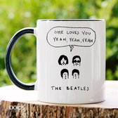 She loves you, yeah- Customized mokken en bekers - mokken met tekst - mokken - bekers - cadeautje - cadeau voor vrouw - cadeau vor man - keramiek servies - cadeautje voor haar - cadeautje voo
