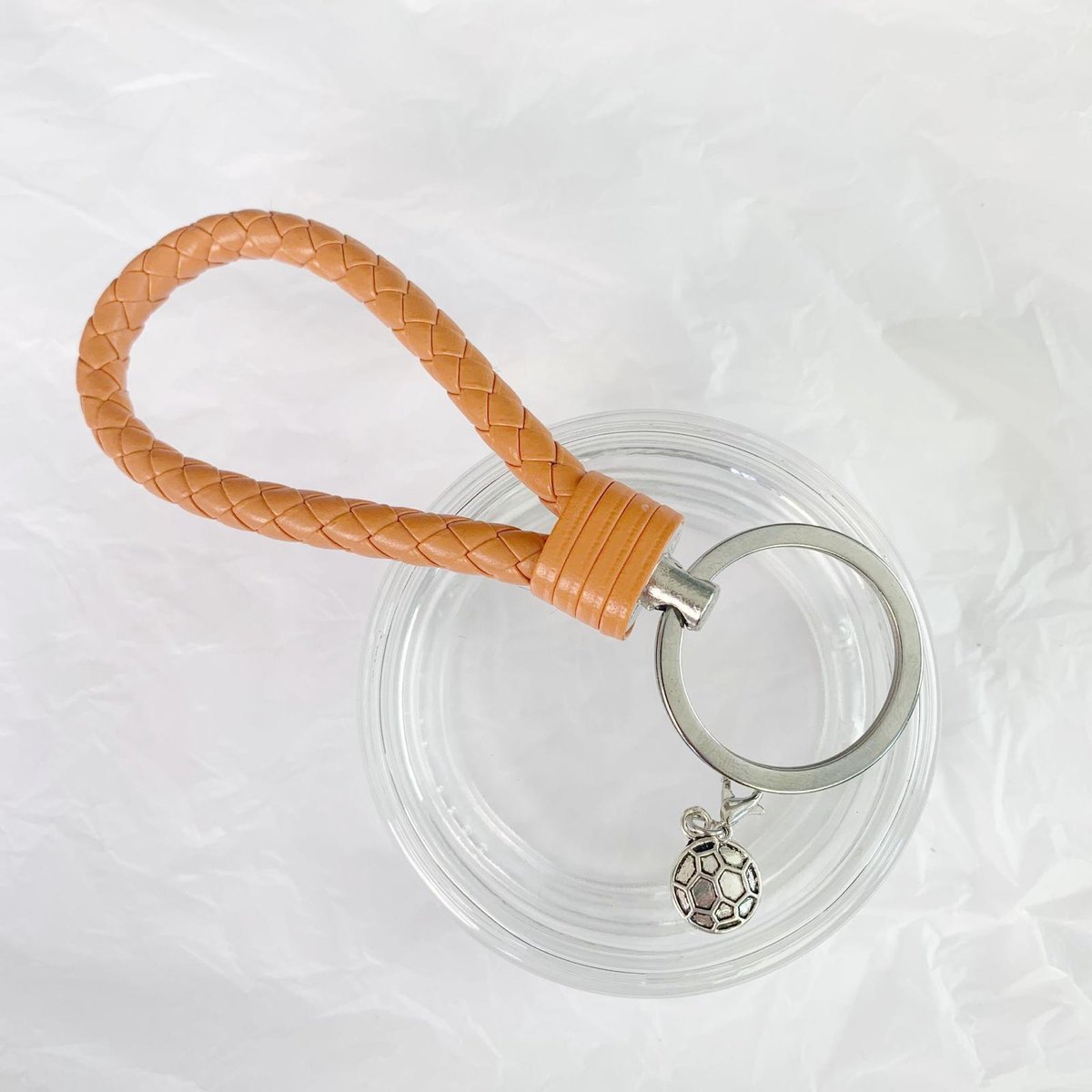 Sleutelhanger - Oranje - Handbal - Voetbal - Bal - Sport - Hanger - Leer - Kleur - Sportsieraad - Sieraad - Sportsieraden - Sieraden - Team - Teamkado