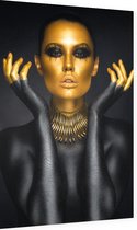 Mooie vrouw in zwart en goud - Foto op Dibond - 60 x 90 cm