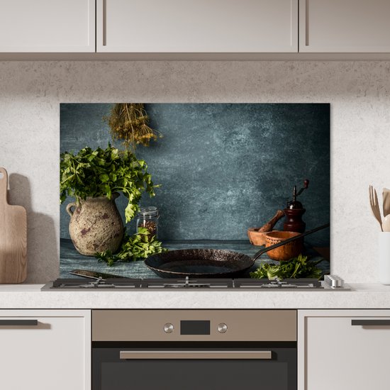 KitchenYeah® Spatscherm keuken 80x55 cm - Kookplaat achterwand kruiden - Rustiek - Specerijen - Stilleven - Muurbeschermer hittebestendig - Spatwand fornuis - Hoogwaardig aluminium - Wanddecoratie industrieel