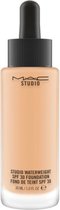Bol.com MAC Cosmetics Studio Waterweight Foundation SPF 30 NC30 30 ml aanbieding