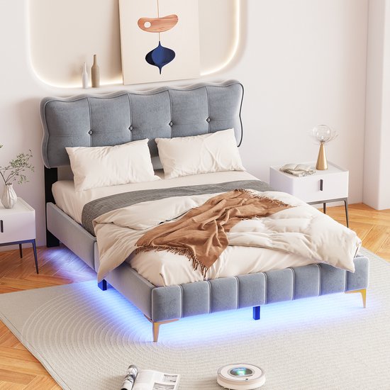 Sweiko Gestoffeerd bed