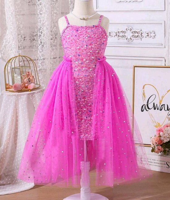 Prachtige schattige jurk roze met pailetten motief. Prinsessenjurk maat 116/122 6 jaar