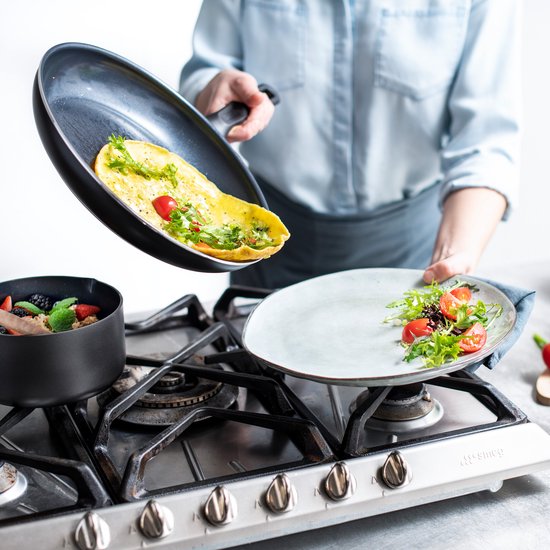 GreenPan Memphis koekenpan (20 cm), gezonde keramische antiaanbaklaag, PFAS- vrij, geschikt voor inductie, vaatwasmachinebestendig, ovenbestendig, zwart