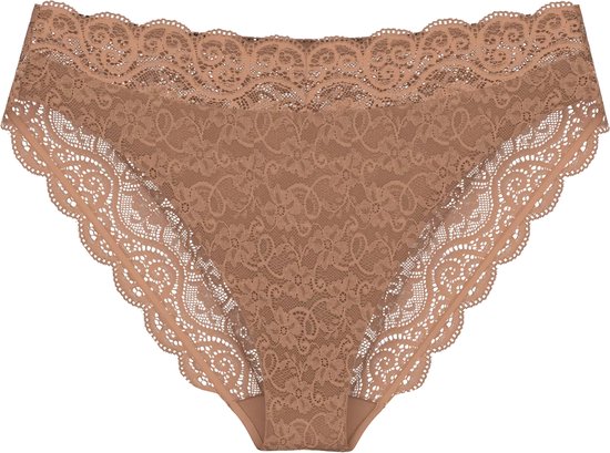 Triumph Amourette 300 Tai Toast 38 bol