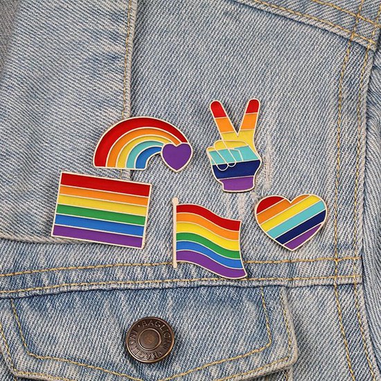 New Age Devi - Pride Broche Set - Regenboog - LGBTQ - 3 Stuks - Pin Speld wordt Pride Broche Set - Regenboog - LGBTQ - 3 Stuks - Pin Speld