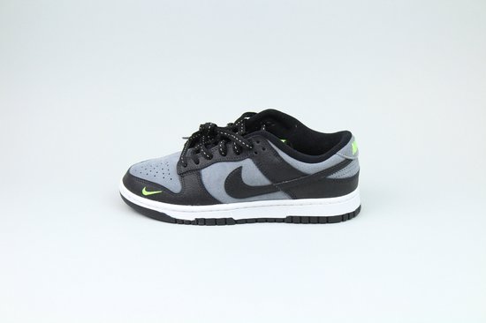 Nike Dunk Low 'Black Cool Grey Volt Mini Swoosh' maat 47
