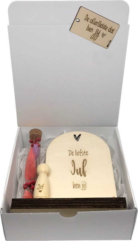 Geschenkbox JUF | roze | peg doll | houten poppetje | droogbloemen | jij bent de liefste | liefste juf | topjuf | einde schooljaar | cadeau | cadeautje juf