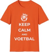 EK MERCH - Keep Calm And Voetbal - MAAT 2XL (Maat S-2XL beschikbaar) - EK Voetbal 2024 - T shirts - Unisex T-shirt - Oranje shirts - Support Nederland met dit Voetbal shirt