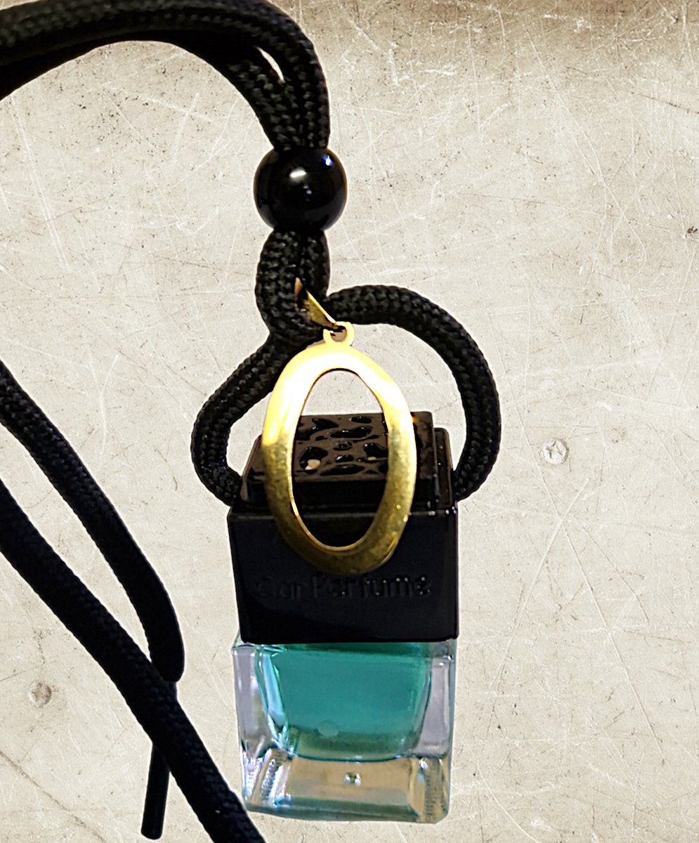 Goedkoopste Autoparfum Golden Gift met Letter O - 8ml - Oosters Hamam - Dupe - Gepersonaliseerd met Jouw Letter - Geïnspireerd door Traditional Hammam Ritual Overseas - Auto parfum - Car perfume - Autogeur - Cadeau heren/dames - Verjaardagscadeau