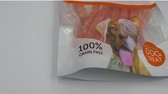It's my dog soft chicken fillet 100 grain free 85 gram. vol van smaak 80% kippenborst . als snack of aanvulling bij het voedingspatroon.