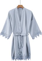 Luxe moederdag cadeautje - Kimono dames satijn met kant- grijs blauw - one size