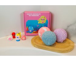 foto van Kado kind - 4 Grote Schelpen Bruisballen met speelgoed in de Bruisbal - Vegan & biologisch - Het leukste cadeau om te geven