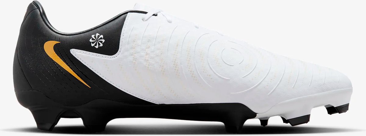 Nike Phantom GX II Academy voetbalschoen voor heren in wit, maat 40, met zwarte en gouden details en een gestroomlijnd ont...
